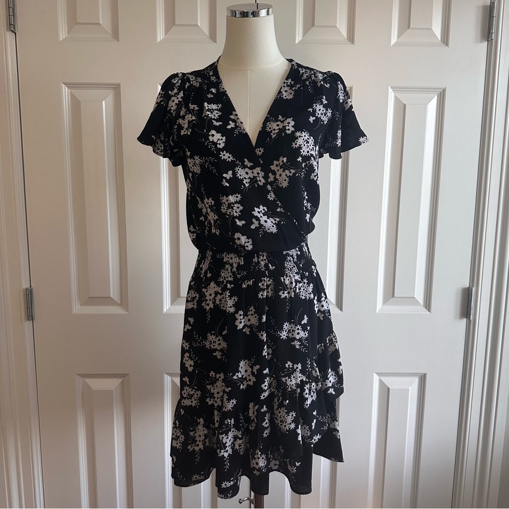 Michael Kors Black and White Ruched Ruffles Elastic Waist Midi Sundress Size XS